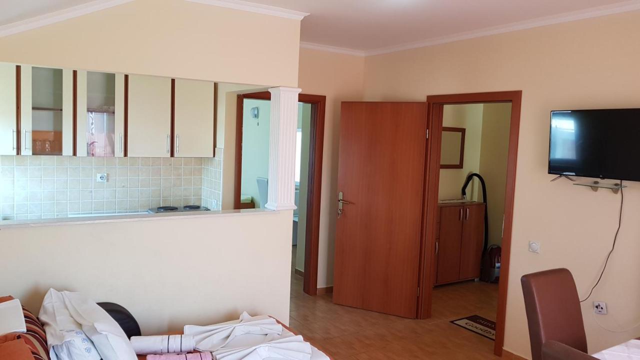Apartments Belmare Ulcinj Buitenkant foto