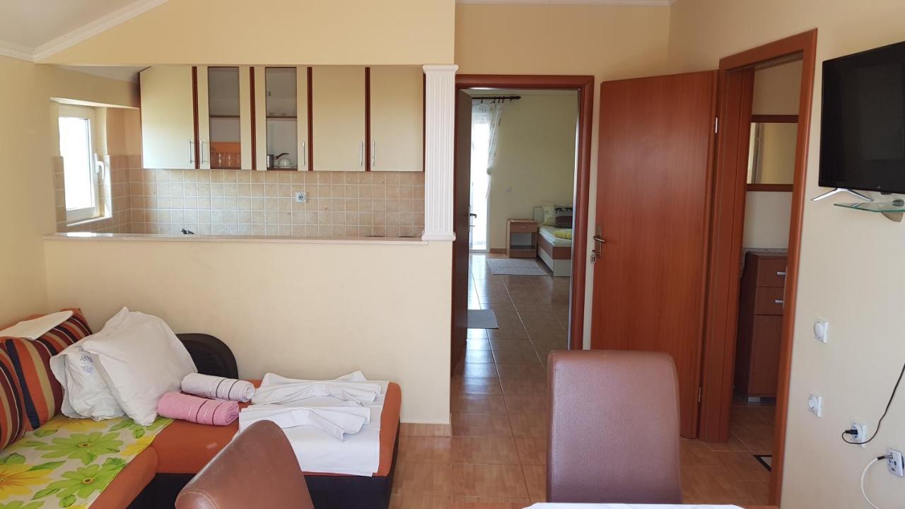 Apartments Belmare Ulcinj Buitenkant foto